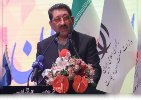 اقدام مهم وزیر صمت قبل از سفر به سیستان؛ حضور در جمع فولادی‌ها و هماهنگی جلسه فولادسازان با رئیس جمهور/ تأکید اتابک بر حمایت رئیس جمهور از تامین انرژی صنایع