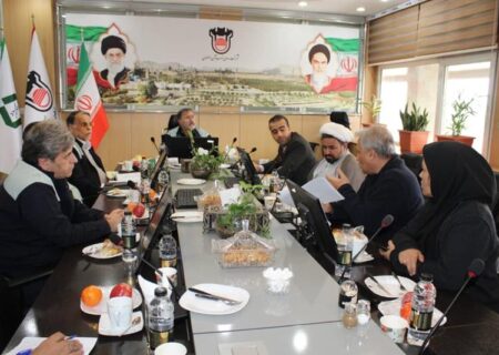 جلسه بررسی مسائل زیست محیطی ذوب آهن اصفهان با حضور مدیران قضایی و زیست محیطی استان برگزار شد