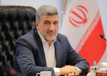 تغییر دامنه نوسان بورس تا پایان سال در دستور کار نیست/ اولویت سازمان بورس، حفظ ثبات، آرامش و مدیریت ریسک‌های بازار است
