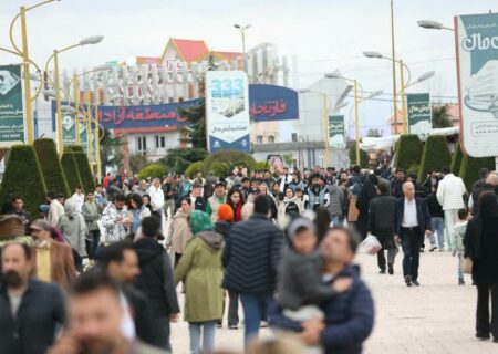 حضور افزون بر ۸۳۰ هزار گردشگر در نیمه نخست تعطیلات نوروزی ۱۴۰۴