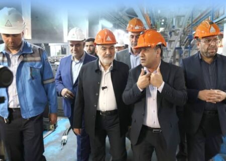 بازدید استاندار خوزستان از بزرگ‌ترین زنجیره تولید پلی‌اتیلن ترفتالات کشور