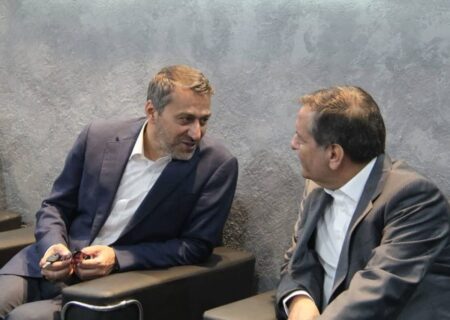 بازدید مدیرعامل هلدینگ صنعت شوینده از غرفه پاکسان در نمایشگاه ایران بیوتی