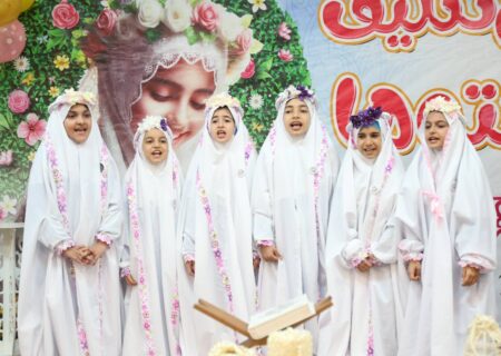 جشن فرشته‌های زمینی در مصلی بندرانزلی برگزار شد