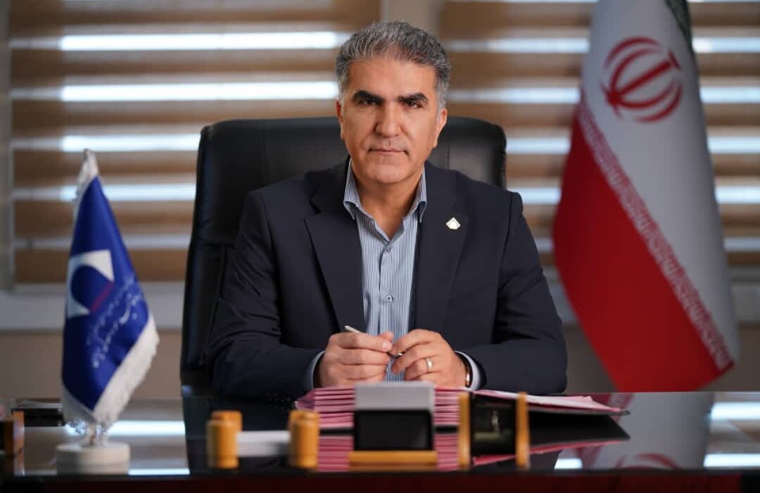 نقش کارگران در تحقق شعار «سرمایه‌گذاری برای تولید» انکار ناپذیر است/ کارگران، ستون‌های استوار تولید و تحقق اقتصاد بدون نفت هستند