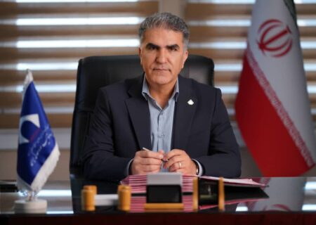 نقش کارگران در تحقق شعار «سرمایه‌گذاری برای تولید» انکار ناپذیر است/ کارگران، ستون‌های استوار تولید و تحقق اقتصاد بدون نفت هستند