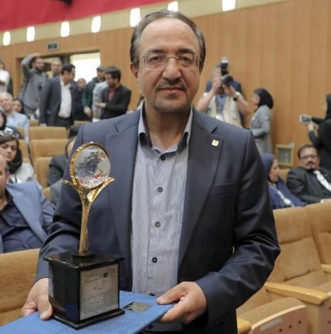 اعطای تندیس و لوح تقدیر هفتمین نمایشگاه ایران اكسپو ۲۰۲۵ به بانك صنعت و معدن