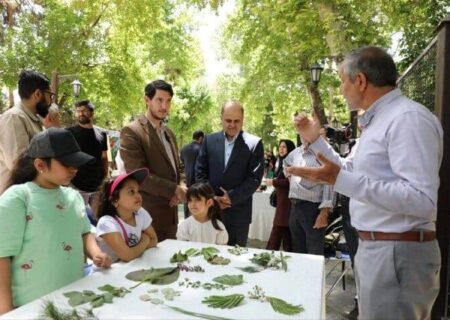 تابلوی شناسنامه تنوع زیستی در پارک شهر تهران رونمایی شد
