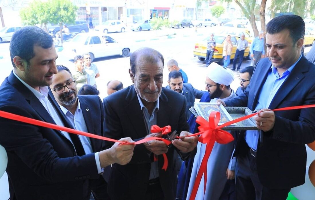 ساختمان جدید شعبه «بم» بانک قرض‌الحسنه مهر ایران افتتاح شد