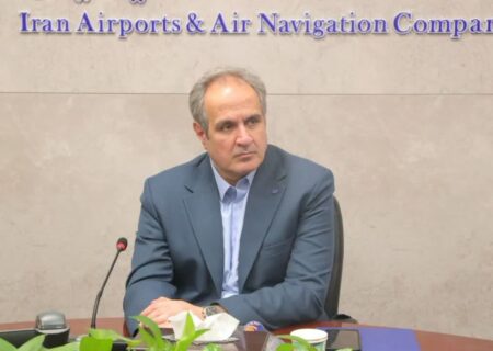 مدیرعامل شرکت فرودگاه‌ها خبر داد:  اعزام و پذيرش ۴۰ میلیون و۷۵۰ هزار و ۷۶۵ مسافر در فرودگاه‌های کشور