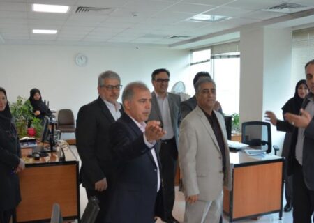 یک برنامه موفق با اهداف بلند مدت و روش های عملی و نوآورانه منطبق است