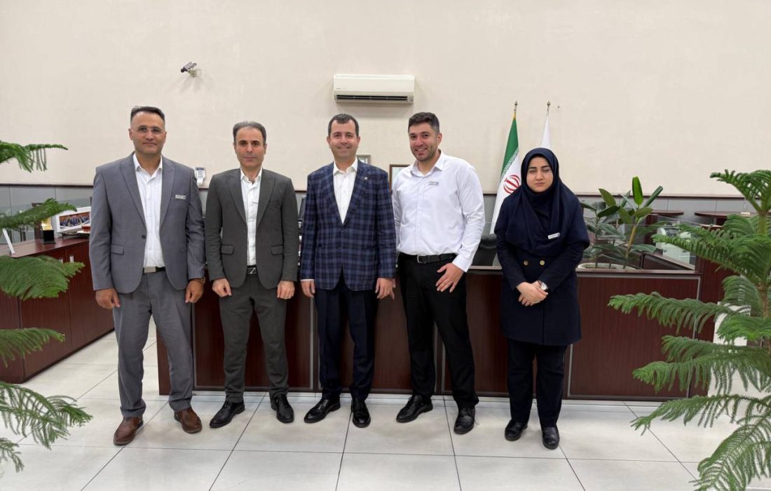 پایش میدانی زیرساخت‌های فناورانه و نحوه ارایه خدمات در شعب بانک اقتصادنوین