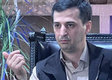 مدیرعامل شرکت معدنی و صنعتی چادرملو: غیرت همکارانم در جبهه تولید ستودنی است، یک ایران به شما افتخار می‌کند
