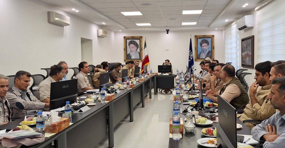 نشست شورای معاونان و مدیران چادرملو در مجتمع معدنی
