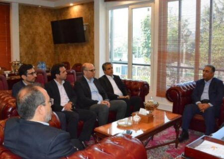 حمایت بانک صنعت و معدن از یکی از تولیدکنندگان عمده قطعات خودرو در کشور ؛ بازدید مدیرعامل از شرکت ایمن تک پیشرو