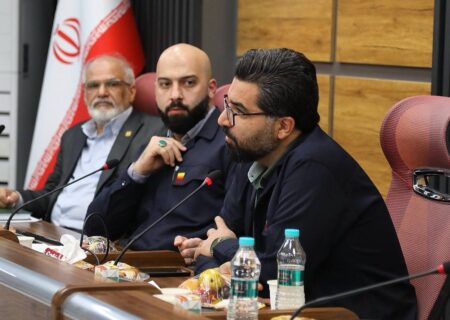 دیدار صمیمانه معاون منابع انسانی و امور اجتماعی با جمعی از بازنشستگان فولاد خوزستان