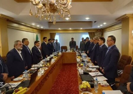 بررسی عملکرد منطقه یک موسسه اعتباری ملل؛ منتهی به پایان تیرسال ۱۴۰۴