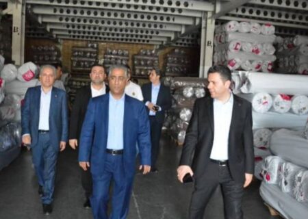 بازدید مدیرعامل بانک صنعت ومعدن از صنعت پیشران نساجی کشور؛ حمایت از شرکت دانش‌بنیان و صادرکننده برتر در حوزه تولید پارچه‌های رومبلی و پرده‌ای