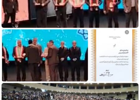 تقدیر از شهردار ناحیه ۲ منطقه ۲۰ در آیین «خدمتگزاران بهشت»