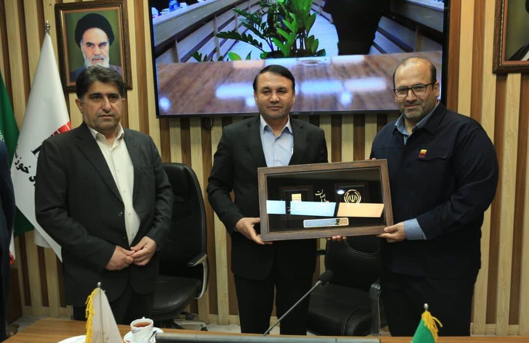 تقدیر مدیرعامل بانک سپه کشور از مدیرعامل شرکت فولاد خوزستان