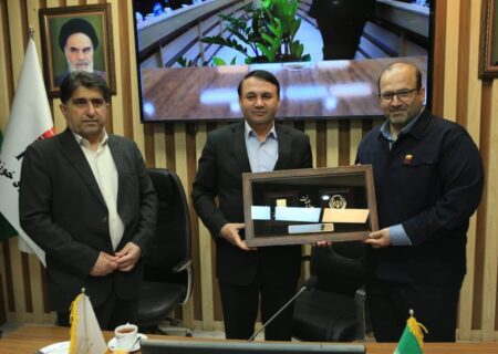تقدیر مدیرعامل بانک سپه کشور از مدیرعامل شرکت فولاد خوزستان