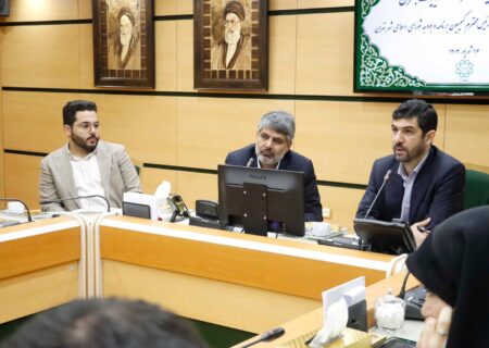 آخوندی: منطقه ۴ در خط مقدم جبهه بازسازی پایتخت/ موسوی: منطقه ۴ از نخستین دقایق جنگ ۱۲ روزه در کنار مردم ایستاد