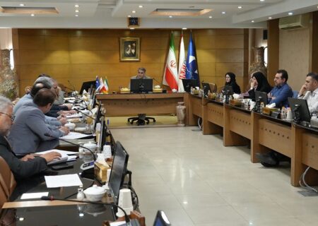 زارع: قراردادهای آینده ترکیبی از شرایط عمومی و اختصاصی هر مجتمع است
