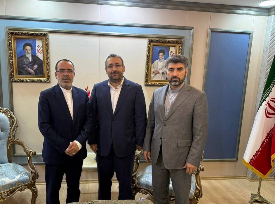 تشریح توانمندی‌ها و مزیت‌های صادراتی چادرملو در بازار عراق 