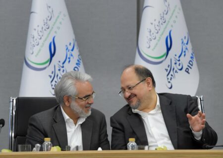 شریعتمداری: رویکرد آینده‌نگری به بازار، اساس سیاست‌های تولیدی ماست