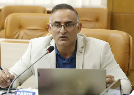   پاسخ‌گویی به ۸۳ درصد شکایات مردمی در سامانه حقوق مسافر هوایی در نیمه نخست امسال / تعلیق ۸ دفتر خدمات مسافرتی به دلیل عدم پاسخ‌گویی به شکایات