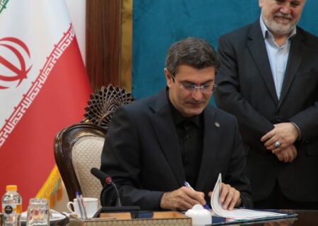 تفاهم‌نامه همکاری بانک سینا و وزارت میراث فرهنگی، گردشگری و صنایع دستی امضا شد