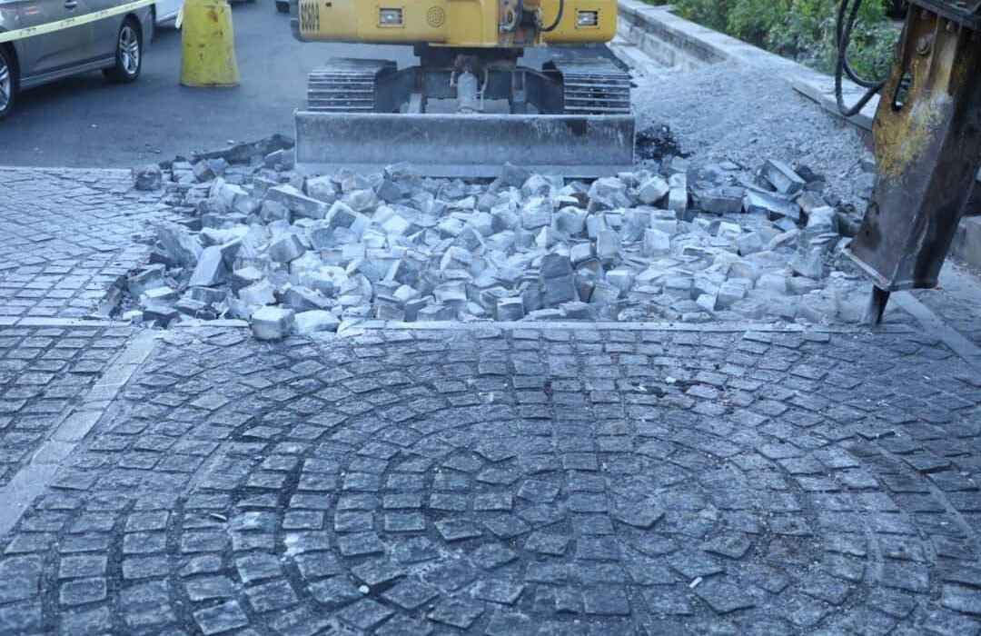 ایمن‌سازی ضلع جنوبی میدان بهارستان در منطقه ۱۲