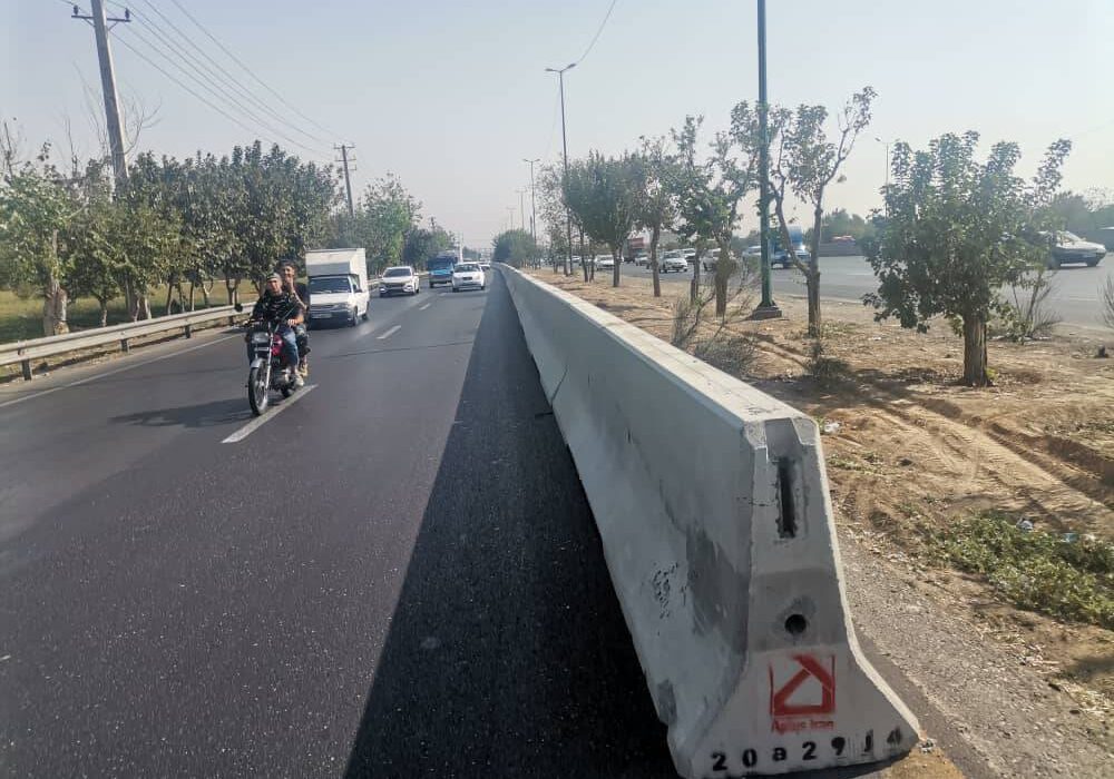 ایمن‌سازی محور آزادگان با نصب نیوجرسی در منطقه ۱۹