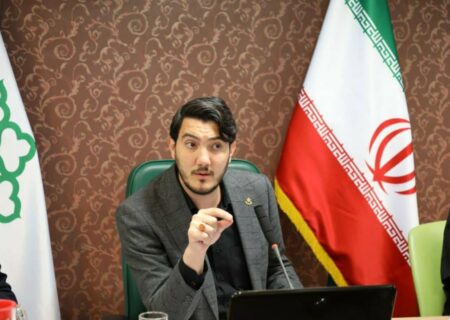 اصلاح الگوی مصرف در کنار توسعه انرژی‌های خورشیدی؛ محور برنامه‌های سال ۱۴۰۵ اداره کل محیط زیست