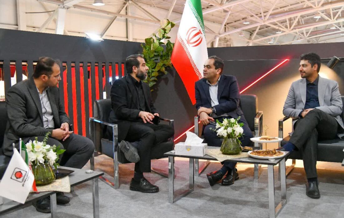 بازدید مدیرعامل شرکت آهن و فولاد ارفع از نمایشگاه متافو در روز پایانی و برگزاری نشستهای تخصصی + گزارش تصویری