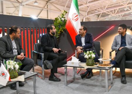 بازدید مدیرعامل شرکت آهن و فولاد ارفع از نمایشگاه متافو در روز پایانی و برگزاری نشست‌های تخصصی + گزارش تصویری