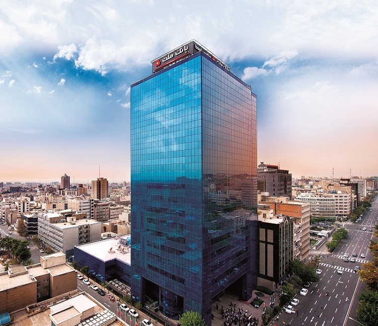 بانک ملت الگوی ممتاز بانکداری در حوزه هوشمند سازی و مدیریت مصرف انرژی