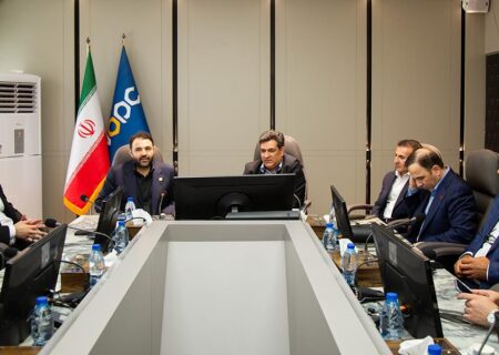 توسعه همکاری‌های مالی و سرمایه‌گذاری میان بانک شهر و پتروشیمی نوری