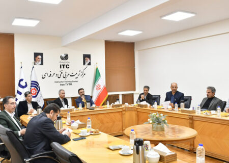 نشست هم اندیشی مرکز توسعه تجارت الکترونیکی با مرکز تربیت مربی سازمان آموزش فنی و حرفه ای کشور برگزار شد