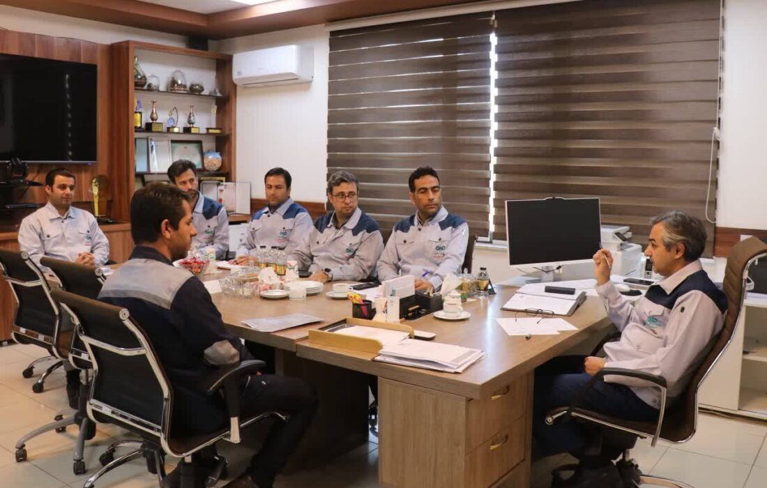 دیدار دوره ای معاونت توسعه سرمایه های انسانی و مسؤوليت اجتماعی فولاد سنگان با کارکنان