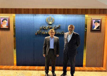 بررسی مسائل آبادان و خرمشهر در نشست مدیرعامل اروند با وزیر کار