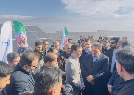 افتتاح نیروگاه ۱۰۰ مگاواتی فروغ کویر چادرملو با حضور وزیر صمت