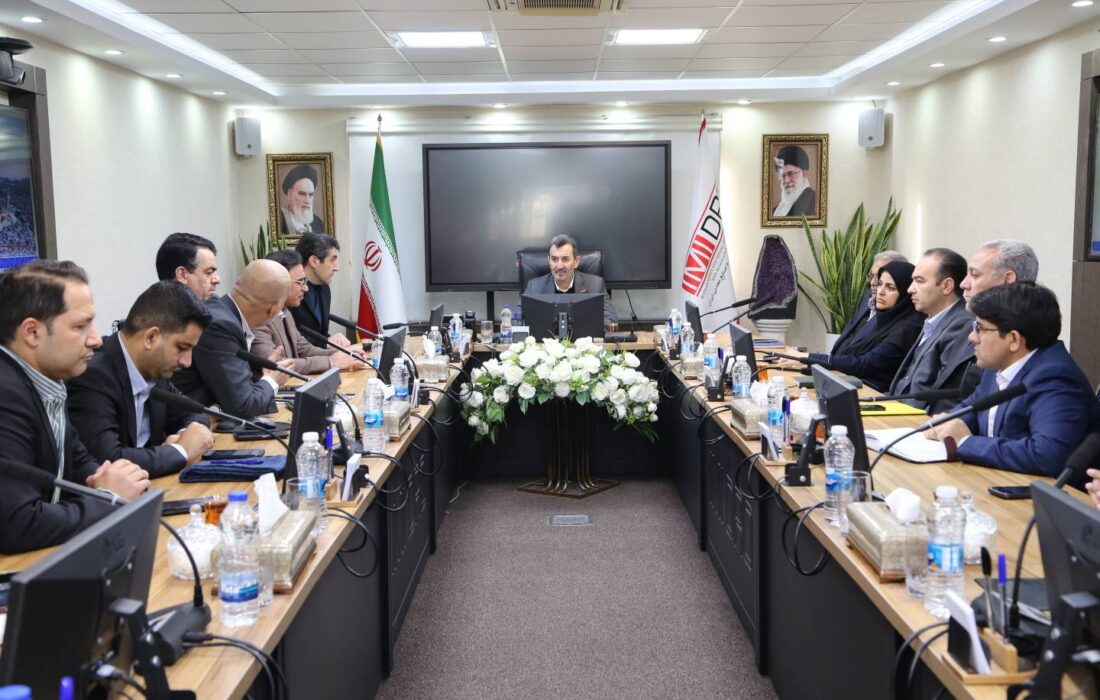 ضرورت هماهنگی با ایمیدرو برای اجرای طرح های زنجیره فولاد/ سیاست جدید، توسعه صنایع پائین دستی فولاد است