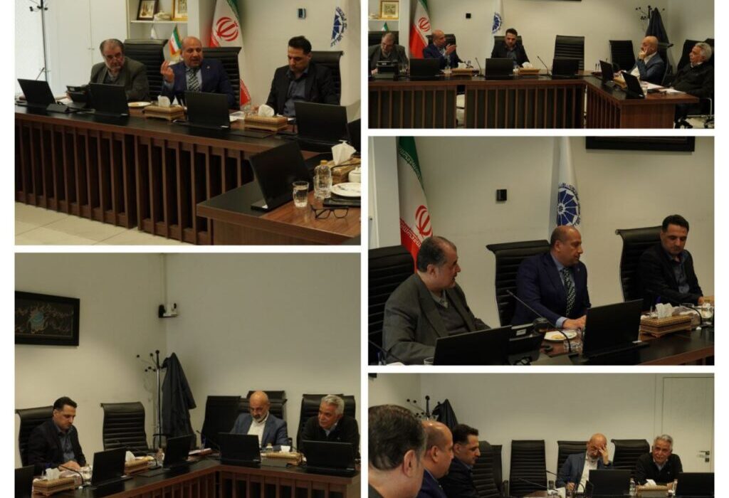 نشست اعضای هیئت مدیره انجمن تولیدکنندگان فولاد آلیاژی با هیات رئیسه اتاق بازرگانی ایران برگزار شد