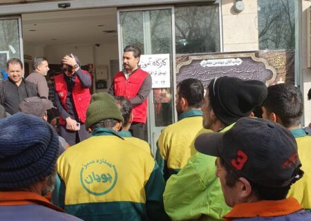 برگزاری کارگاه‌های آموزشی ایمنی ترافیکی حین کار (HSE) ویژه کارگران و سرکارگران خدمات شهری و فضای سبز در ناحیه ۱ منطقه_چهار