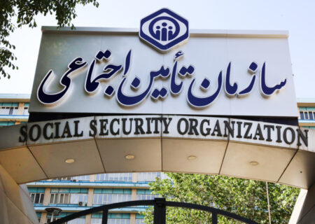 زمانبندی پرداخت حقوق بهمن‌ماه بازنشستگان و مستمری‌بگیران/ پرداخت عیدی؛ پس از تأمین منابع