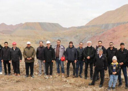 برگزاری نخستین تور بازدید خانوادگی از شرکت آلومینای ایران در ایام الله دهه مبارک فجر