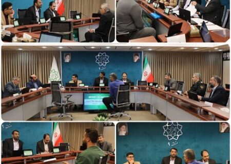 شهردار منطقه۹ به درخواست های شهروندان رسیدگی کرد