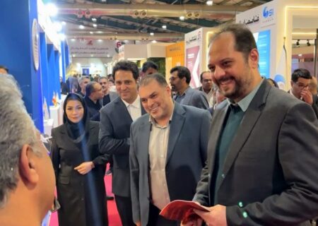 بازدید مدیران ارشد وزارت صمت از غرفه شرکت آهن و فولاد ارفع