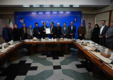 قدردانی کمیسیون صنایع و معادن مجلس از عملکرد مؤثر وزیر و معاونان صمت در جنگ تحمیلی