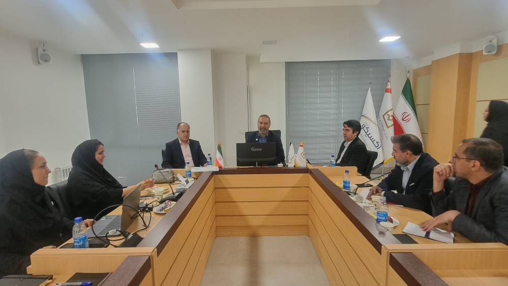 برگزاری کارگاه آموزشی آشنایی با پلتفرم «تیم بانک» برای کارکنان شعب استان تهران بانک صنعت و معدن